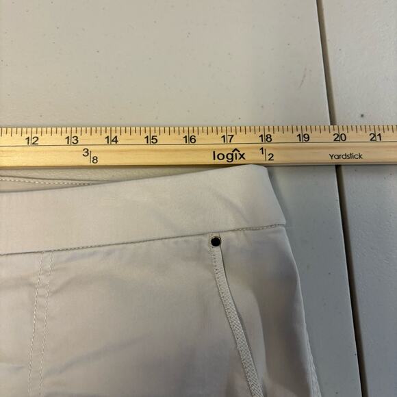 Chico's Women's Size 2.5 (L/14) Beige Crop Pants Cotton Blend Stretch Pants - Picture 7 of 12